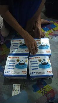 Product Review of Lampu Emergency Gantung / Magnet UFO 300w 400w (SUPER Terang) Cas Hp Usb from N**h 2