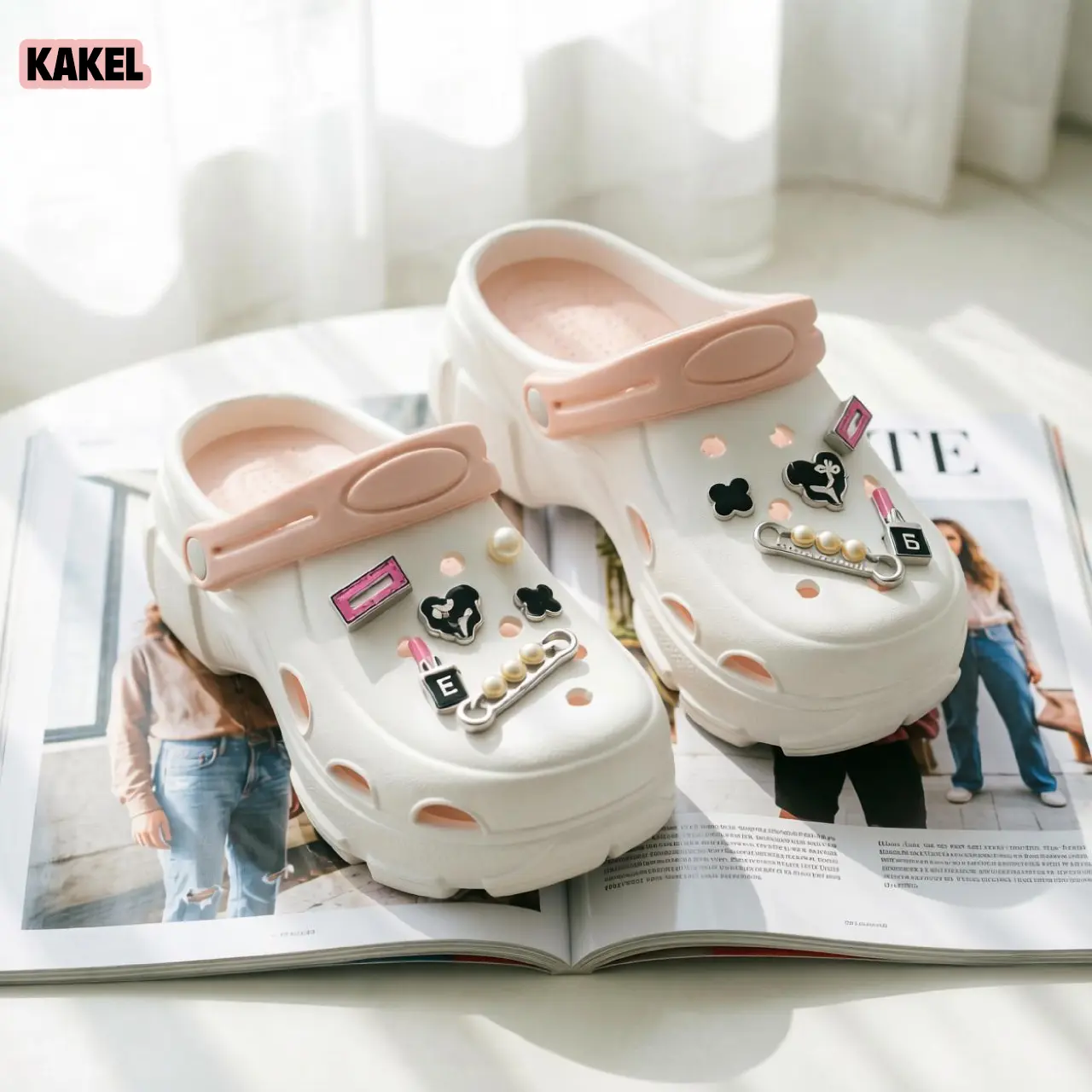 KAKEL DIY Aksesoris Sandal Baim Unisex Classic Clog Kartun Lucu 1Set PVC Premium Anti-Slip Ringan Empuk Selempang Pin Tempelan Serbaguna Suvenir Pesta untuk Pria dan Wanita - Shoe