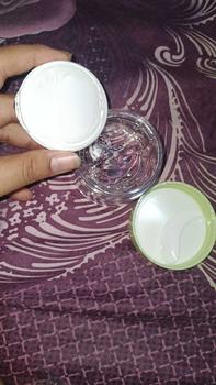 Product Review of Glad2Glow Gel Moisturizer Centella Allantoin Soothing  30g/55/100g Berjerawat Wajah Acne care Calming Cooling soothing Lactic Silver Pelembab Acid Hyaluronic Bruntusan Perawatan Hitam Berminyak Hydrating G2G Skincare beauty Mencerahkan Glycolic from A**h 2