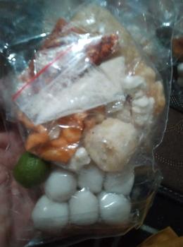 Product Review of paket 5 bungkus seblak instan mini  khas garut Food makanan pedas food instan Masakan from E** d**a 0