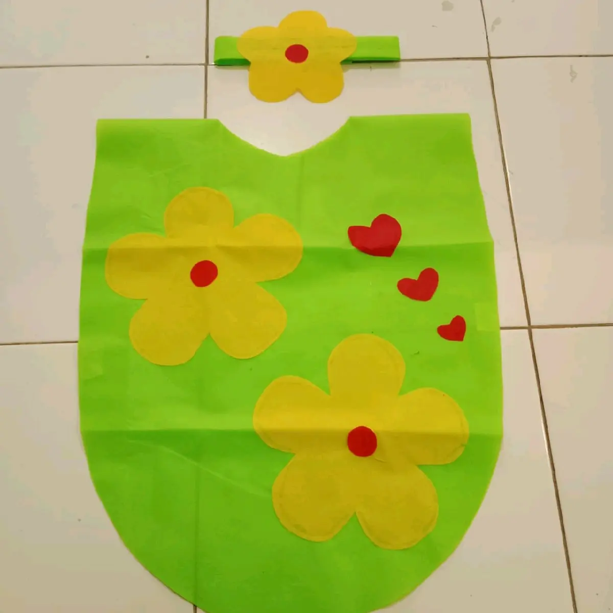 kostum karnaval bunga bunga