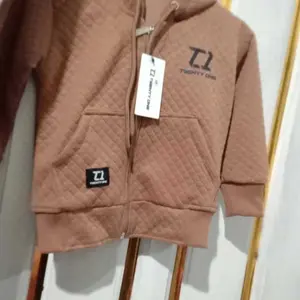 Twenty One Jaket Anak Laki-Laki Perempuan Hoodie Zipper Anak Jaket Anak Comfy dengan Desain Quilted Fashion