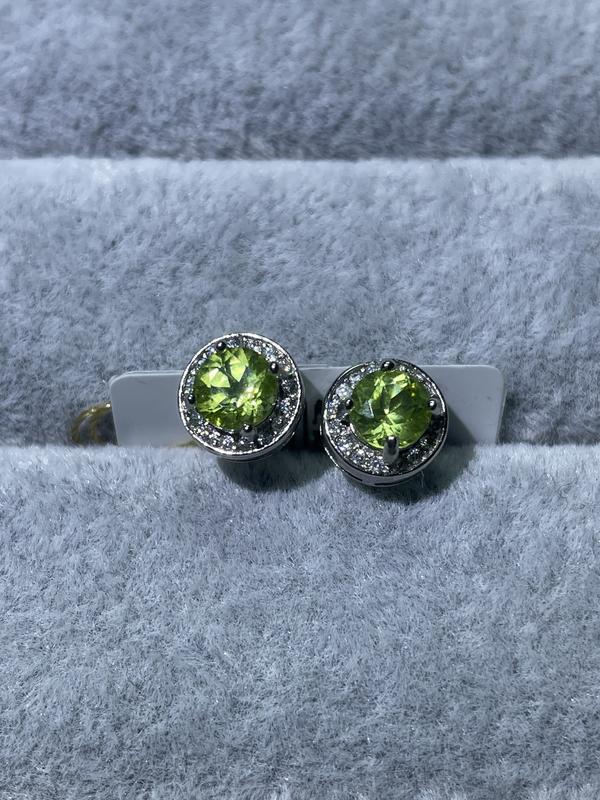 Natural Gems peridot earrings 0