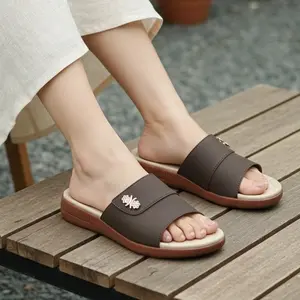 Adiero Sandal Wanita Kekinian Anti Slip Sendal Cewek Selop Slip On