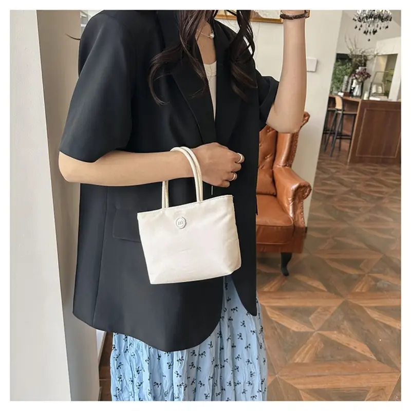Túi Đeo Vai, Chất Liệu Nylon, Chất Lượng Cao, Trọng Lượng Nhẹ, Túi Vuông Dễ Phối Đồ Bền, túi Messenger Cao Cấp 3