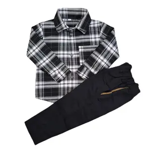 STELAN KEMEJA ANAK KEKINIAN BAHAN FLANEL PREMIUM Dengan Desain Kotak-kotak dan Celana Hitam