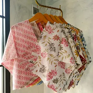 Baju Kerja Atasan Wanita Croptop Batik Kombinasi Model Oversize Terbaru 2025