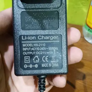 Adaptor Charger Cas Mesin Bor Cordless Drill Gerinda Jet Cleaner 21V-12V 1A Charger Adaptor Baterai  Semprotan Air Portable