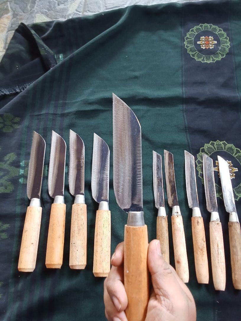 Pisau Dapur Baja paket 10 biji terdiri dari 5 Pisau Dapur Tanggung dan 5 Pisau Dapur Kecil(5 tgg 5 unyl)