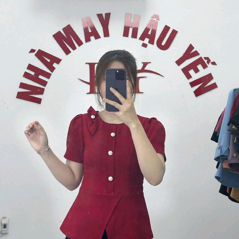 Áo thiết kế V34 chất xước thái co dãn nhẹ thấm hút mồ hôi hạn chế nhăn nhàu