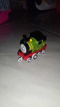 Product Review of Thomas and Friends Push Along Metal and Plastic Engine Trackmaster from Fisher Price Original / Mainan Anak Diecast Kereta Api Tomas from Z**O S**D 0