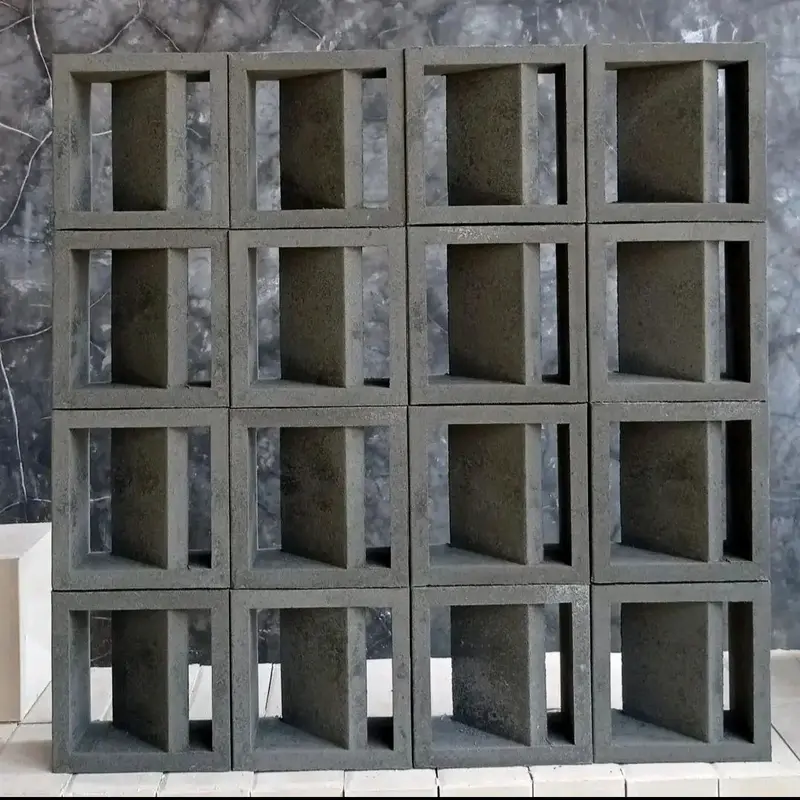 Roster Beton Minimalis Terbuat Dari Cor Motif Nako LB 2 Ukuran 20x20 cm 0