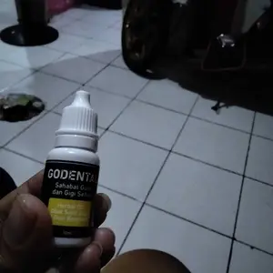 GODENTAL Herbal Oil Meredakan Sakit Gigi & Gusi Bengkak Solusi Cepat Atasi Sakit Gigi dan Gusi Bengkak Bahan Alami Praktis Mudah Digunakan