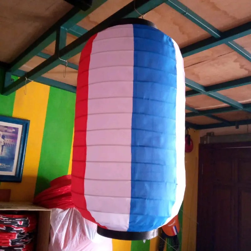Lampion Kapsul merah putih biru | 25cm x 45 cm OUTDOOR Rotan 0