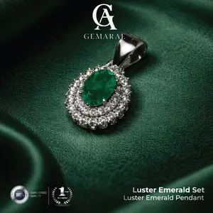 Set Perhiasan Kado  - Gemarae Luster Emerald Jewelry Set | Natural Emerald Perhiasan Perak Asli 925 Rhodium Plated | Cincin Anting Liontin