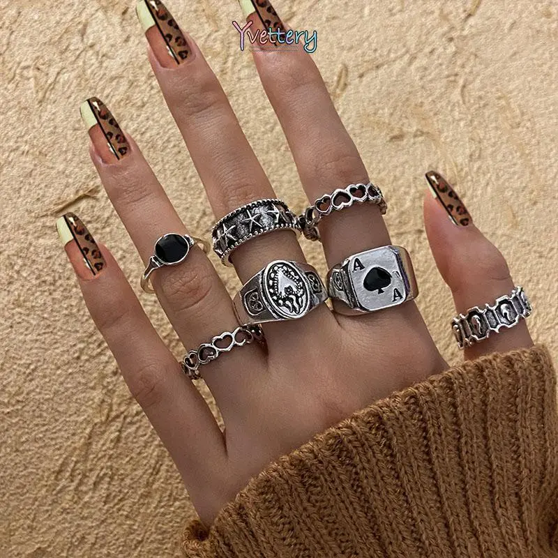 COD❤️ 7 Pcs Irregular Ring Retro Men Finger Ring Korean Style Ring Heart Trendy Male Personality Spades A Width Punk Style/Multicolor Cincin—yy