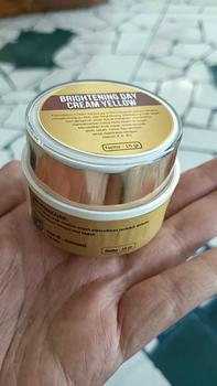 Product Review of SKIN FOUNDY GLOW BRIGHTENING DAY CREAM YELLOW 15g bpom from F**a 0