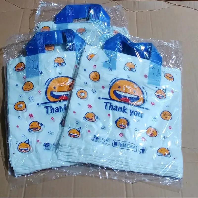 50pcs Kantong Plastik Motif Smile 23x35cm 30x32cm 35x40cm/Kantong Plastik Smile/Shopping Bag 0