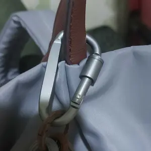 Carabiner 6D Gantungan Aluminium dengan Drat Ulir Safety Lock Tebal