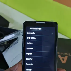 VORMOR A20 AI Translator Perangkat Penerjemah Bahasa untuk 150 Bahasa, Penerjemah Bisnis Kelas Atas yang , Penerjemah Suara Instan Dua Arah Berbasis AI , Offline/Perekaman/Foto untuk Bisnis  untuk Perjalanan Global dan Pembelajaran Bahasa Baterai 2000 mAh