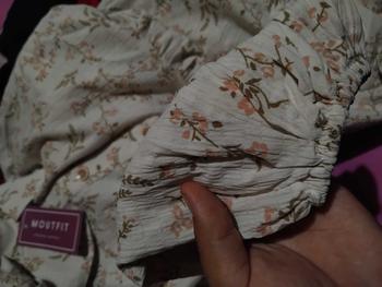 Product Review of DYANDRA TUNIK | tunik motif | blouse tunik | atasan tunik motif floral | moutfit from I**q 0