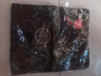 Product Review of Paket 4PCS 100RIBU Kaos Distro BAHAN SEMI KATUN MOTIF SIMPEL Ready SIZE M-L-XL-XXL-XXXL MIX BRAND from z**n 0