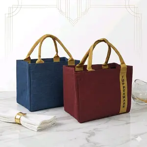 Tupperware Tas Bekal Casual Denim Totte (Zipper Bunga Es) - Tas Makan Siang  untuk Pria & Wanita, Ukuran 26x17x20 cm, Bahan Denim Kuat, Mudah Dibawa, Ramah Lingkungan
