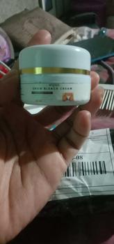 Product Review of Wiyun Snow bleach cream pencerah lipatan leher ketiak siku lutut underarms cream Selangkangan from k**i 0