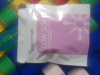 Product Review of Glow Soap With Retinol & Niacinamide By Dr Richard Lee sabun pencerah wajah dan badan untuk memudarkan flek hitam kerutan jerawat dan mencegah penuaan dini BPOM Perawatan Tubuh Mencerahkan Wangi from j** j** 1
