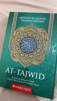 Product Review of Al-Quran At-Tajwid Ukuran JUMBO A4 HC Terjemah Waqaf Ibtida' Mushaf Al Qur'an At Tajwid Cocok Untuk Pemula Orantua Orang Tua Lansia Tajwid Warna Mudah Kolom Pelajaran Tajwid Waqof Ibtida Penerbit Ummul Qura from D**i 1