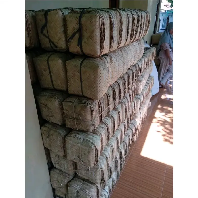 Besek bambu ukuran 18x18 besek daging 2kg 1