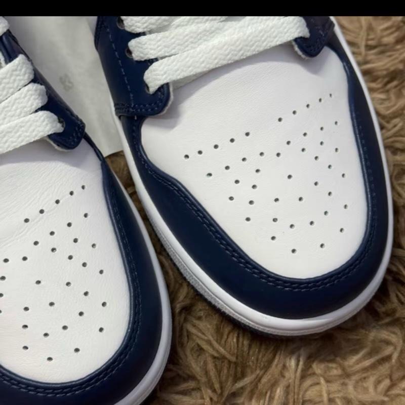 Giày Thể Thao Nam Nữ Sneaker -Best Quylity - Tặng Tất + Hộp Bảo Vệ + Freship 1