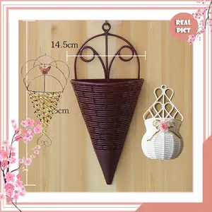 UNICO / COD / Pot Gantung Tempel Tanaman Bunga Daun Rambat Dekorasi Unik Dinding Tembok Rotan Murah / Vas Bunga Plastik Pot Bunga Tanaman Hias Artificial Aglonema Daun Rambat Aglaonema Murah / Pot Bunga Hias Gantung / Pot Gantung / PBP57