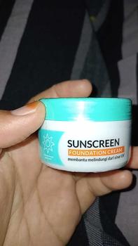 Product Review of Viva Sunscreen Foundation Cream - UV Filter 22gr from r**7 0