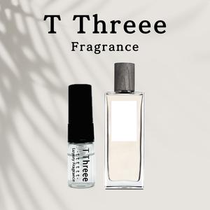 T Threee 001 MAN　EDP 1.5ml キャップ付きミニボトル　サンプルとしてだけでなく持ち運びに便利！！