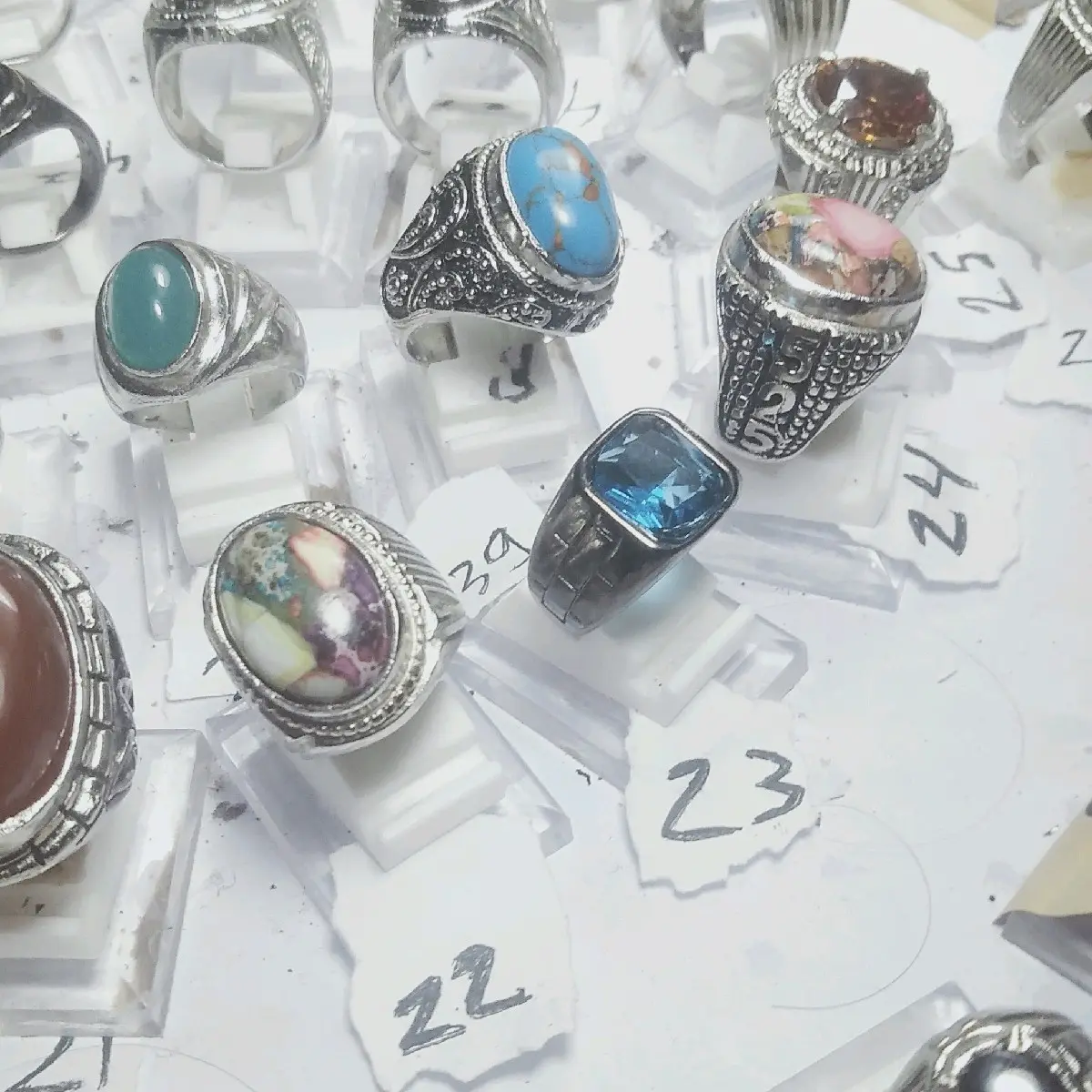 batu cincin  keren sekali cocok untuk di gunakan setiap hari