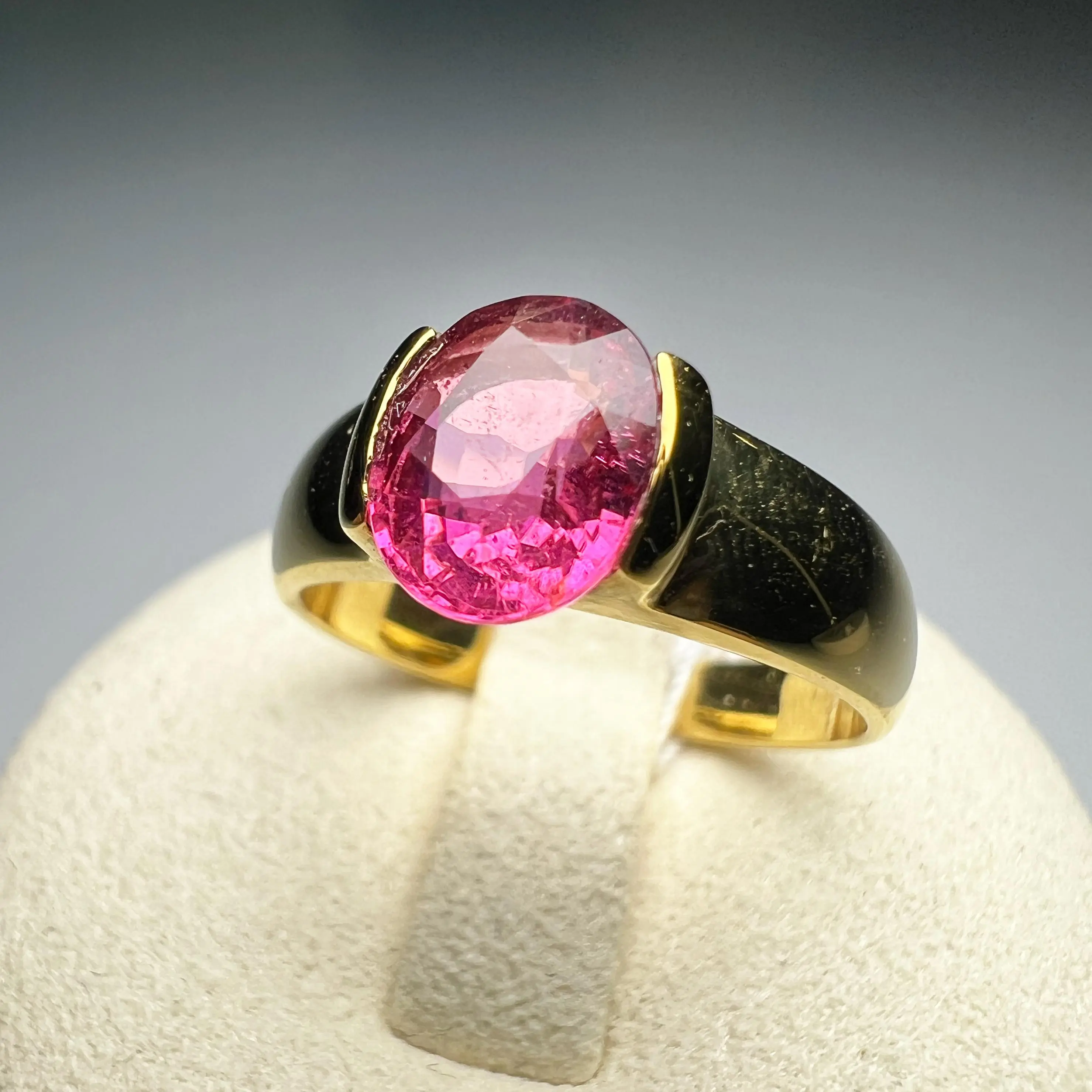 Khiards Pink Ember Shine Ring