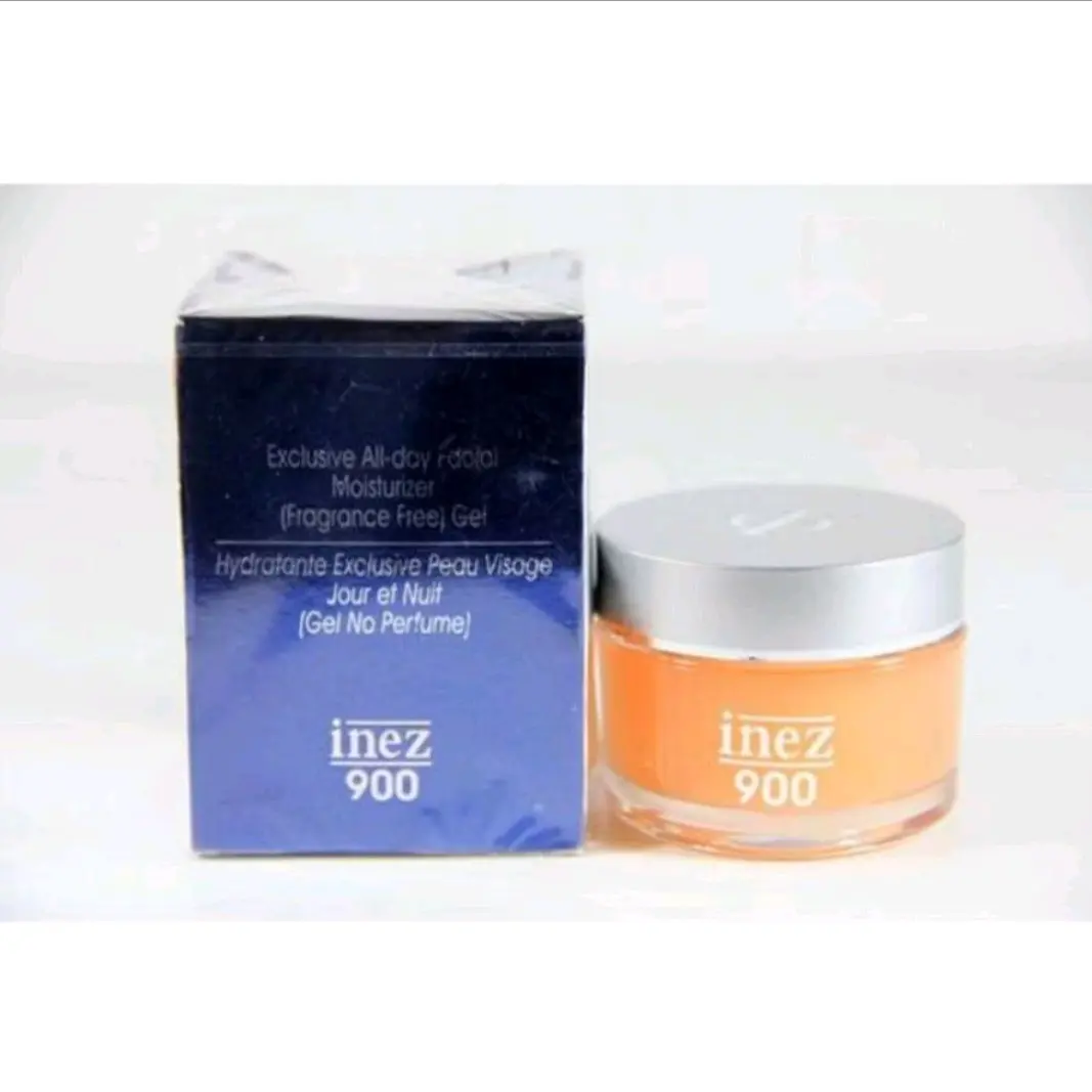 Exclusive All Day Facial Moisturizer 900 Pelembab