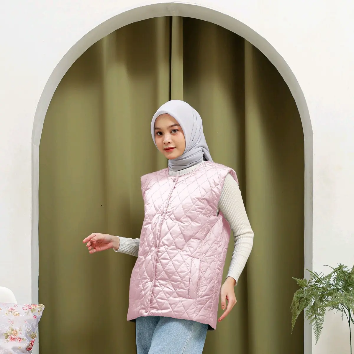 RAINAURA ROMPI PARASUT ANTI ANGIN WANITA / VEST WANITA KEREN