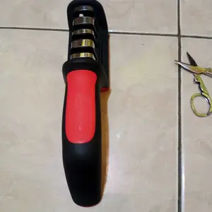 Knife Sharpener Utensil Alat Pengasah Pisau Dapur Hitam Pegangan Ergonomis 4 Tahap Asahan