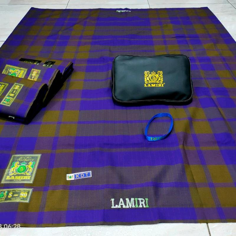 SARUNG LAMIRI KDT TERMURAH HALUS  Lembut motip Kotak Dua tropong  sandur madura rayon premium Muslim Santri Nyaman di pakai bayar di tempat Pria 2