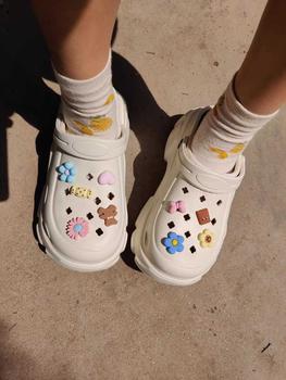 Product Review of DIY aksesoris sandal/aksesoris sandal karakter, stiker karakter, desain hiasan fashion, beli aksesoris dan dapatkan sepatu gratis from t**_ 0