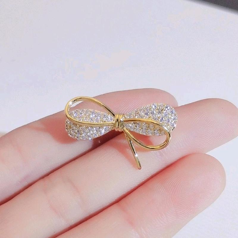 Bros Dagu Mini Pita Kecil Aloy Gold 2x1.5cm - Elegan dan Menarik 7