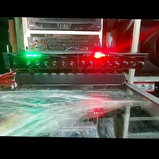 Amplifier Crossover AKTIP 4way+sub Bass Subwoofer 1