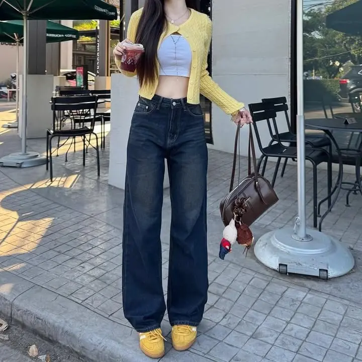 It uslubidagi katta dumaloq dumbalar Busty porno videolarni tomosha qiling