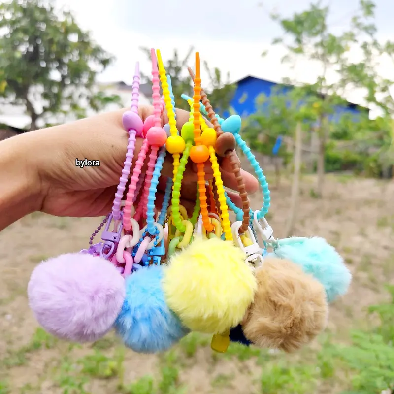 Bagcharm Pompom Bylora (Gantungan Tas Pompom) macrame bag 0