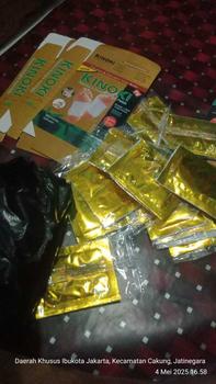 Product Review of PRomo Paket 5 Box isi 50 pcs koyo kinoki Gold Detox foot pads menyerap racun dalam tubuh from s**a 0
