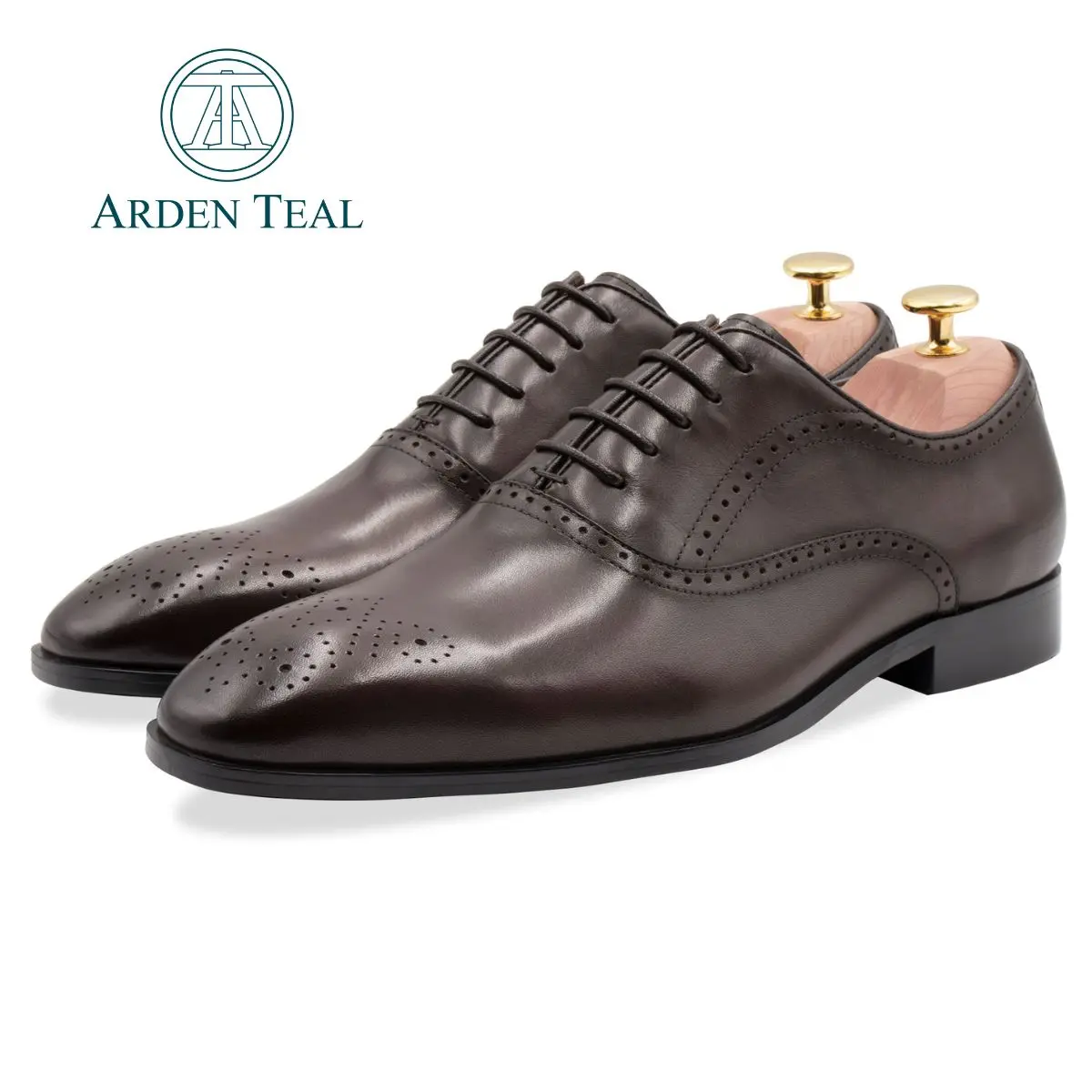 ARDEN TEAL Mendoza Medallion Walnut Oxford