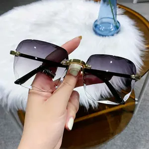 Kacamata Hitam Wanita Tanpa Bingkai Bentuk Persegi Korea Fashion Eyewear Glasses Sunglasses Lensa