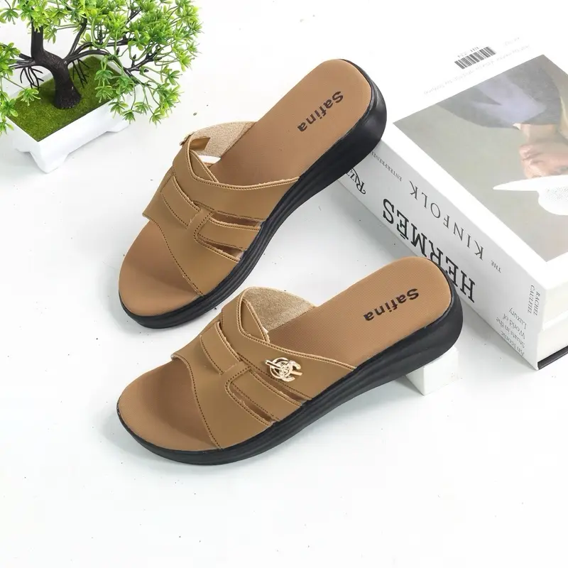 SAFINA Alicia Sandal Wanita Slip On / Selop Kekinian 2025 - Model Kembang Variasi Gesper Mini 7